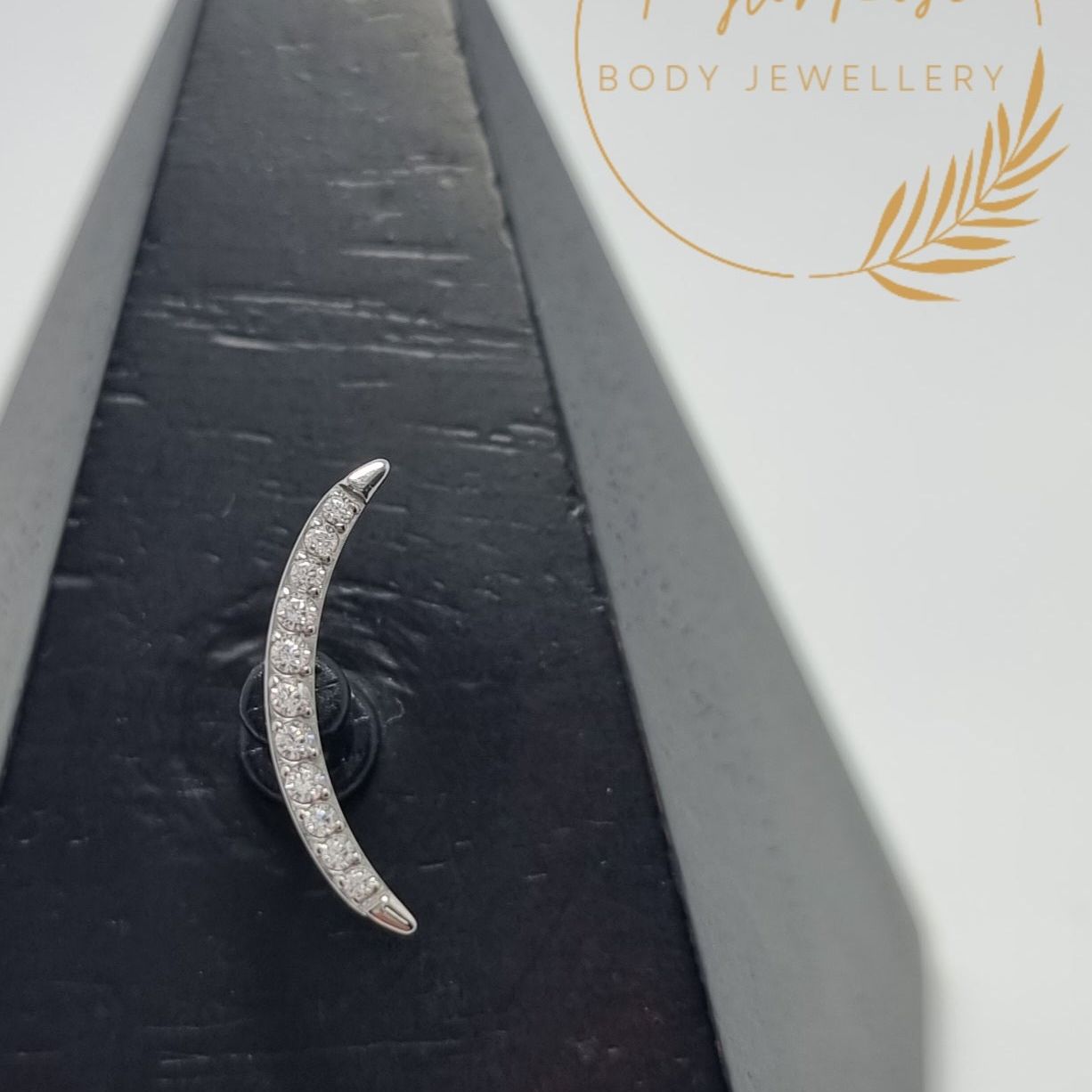 Cubic Zirconia Clear Crystal Curve