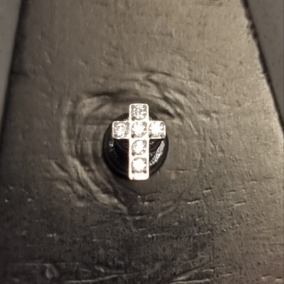 Clear Bezel Set Cross Attachment 1.2mm