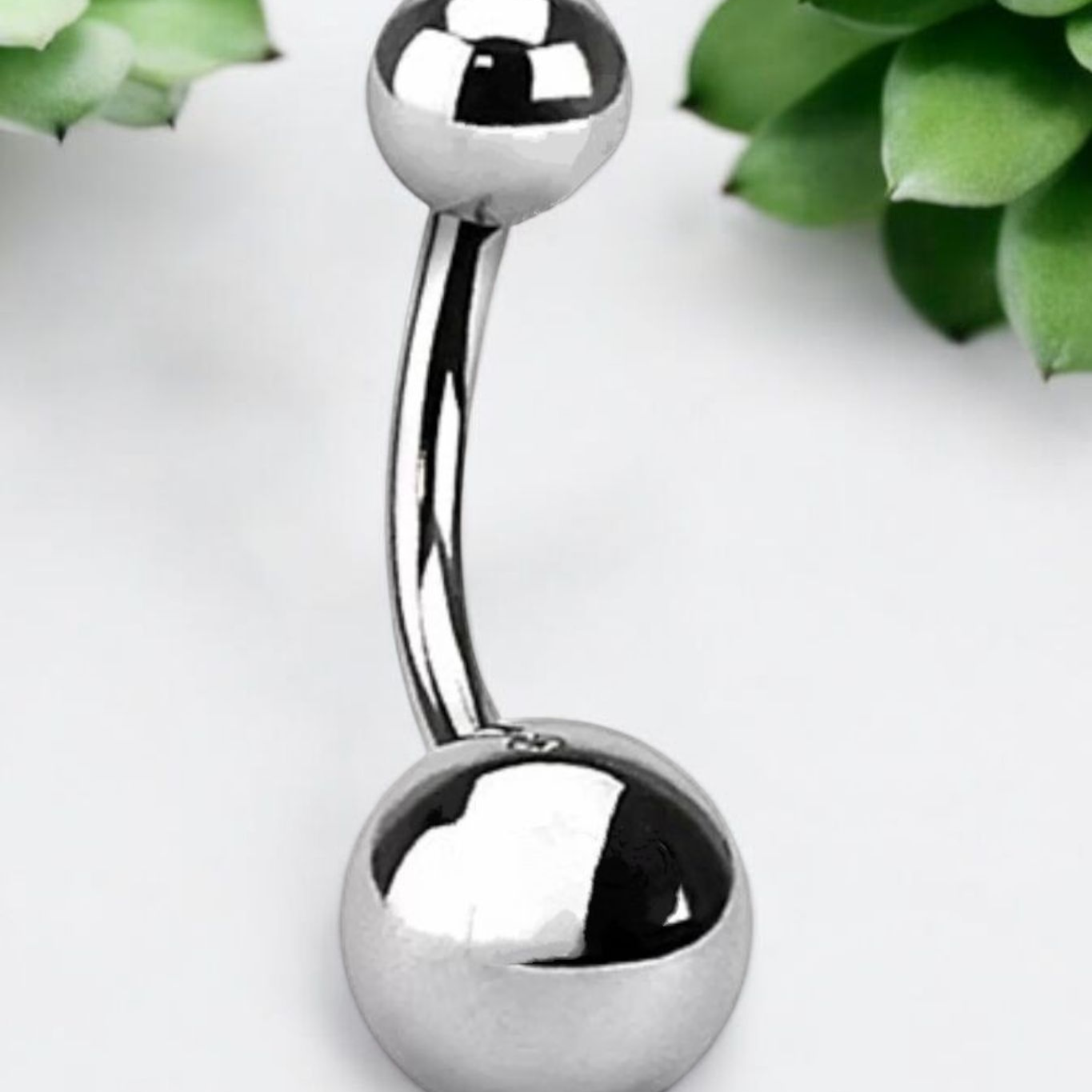 Classic Titanium Navel Bar 12mm.