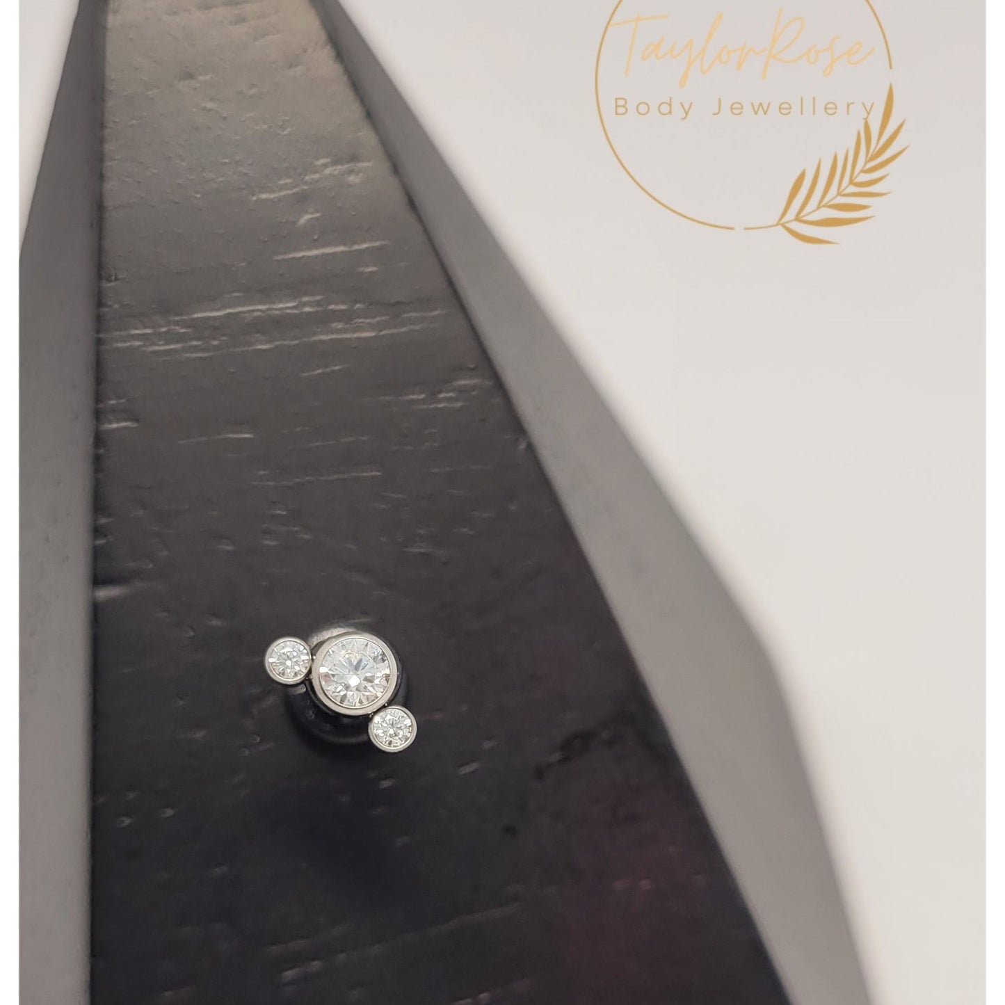 *3 Stone Crystal Clear Cubic Zirconia Cluster