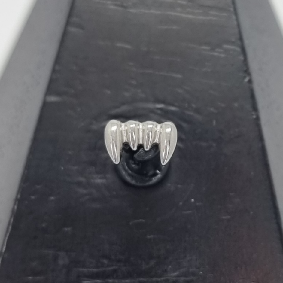 Fangs Solid Titanium Attachment