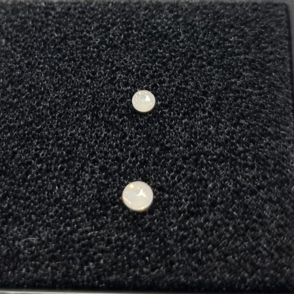 White Pearl Crystal Tooth Gems