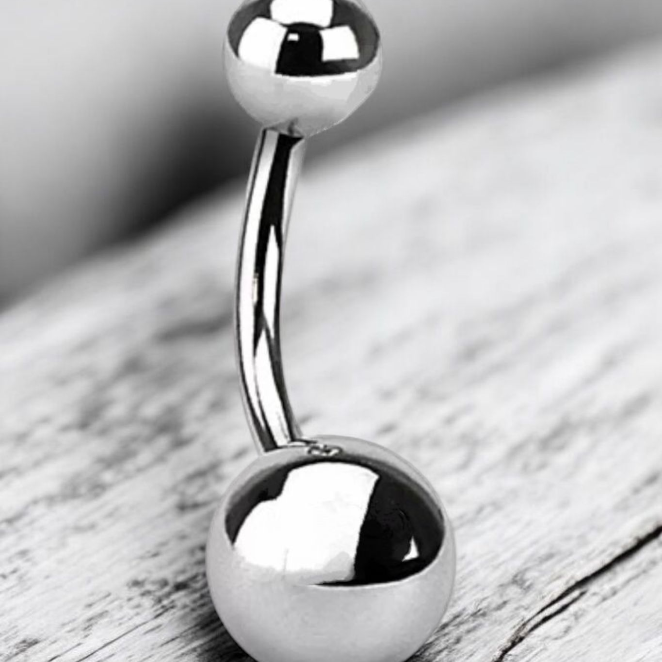 Classic Titanium Navel Bar 12mm.