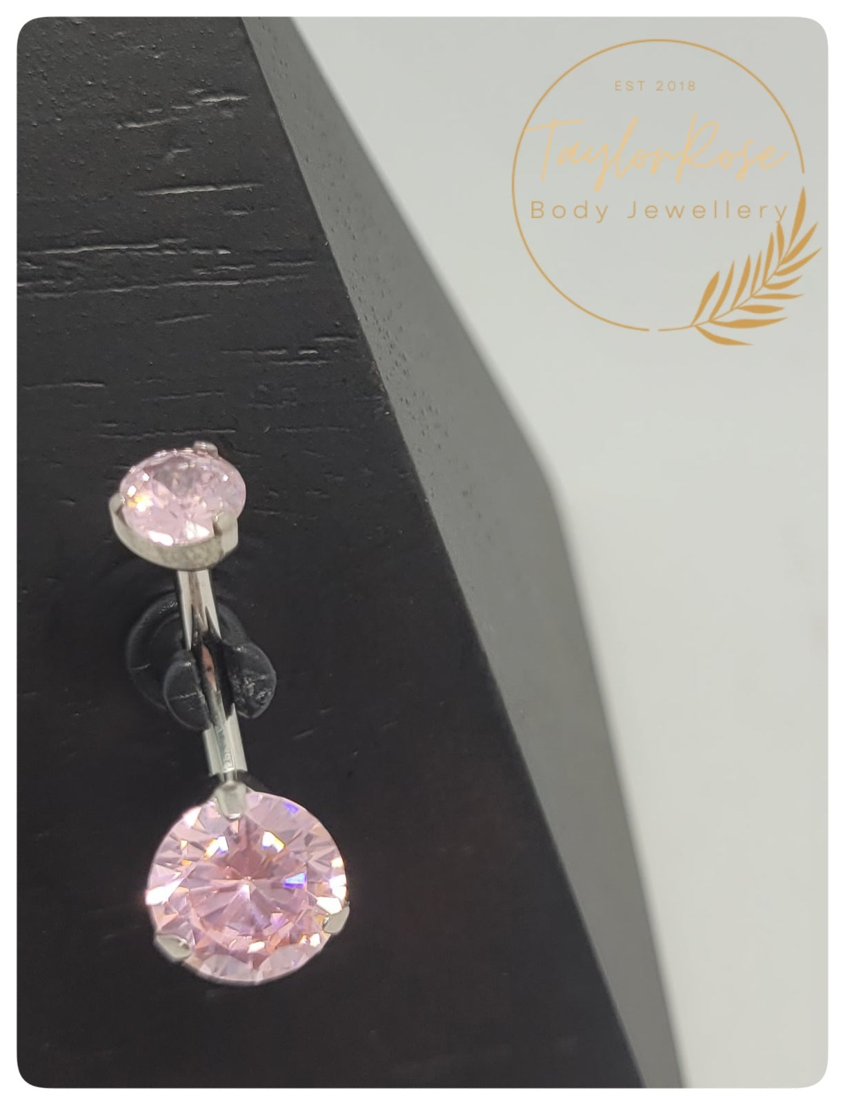 *Navel Curve Pink Cubic Zirconia Prong Set