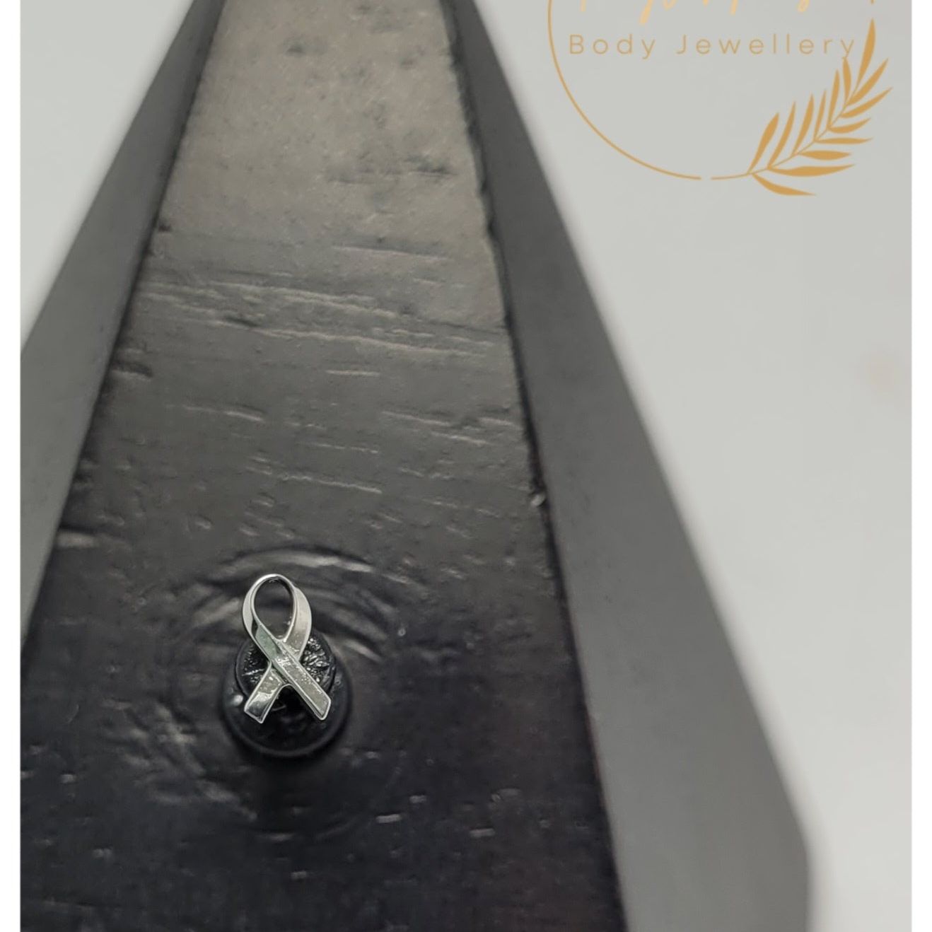 Ribbon Solid Titanium Attachment